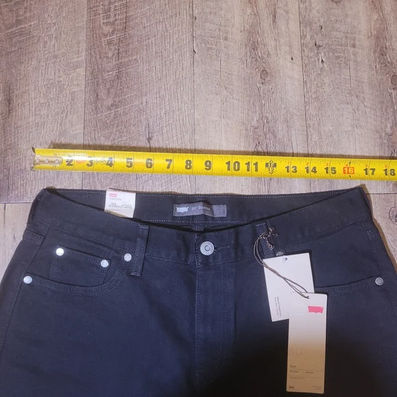 Levi's Women's Flare/Bootcut Black Jeans NWTS/t112 - Picture 3 of 9